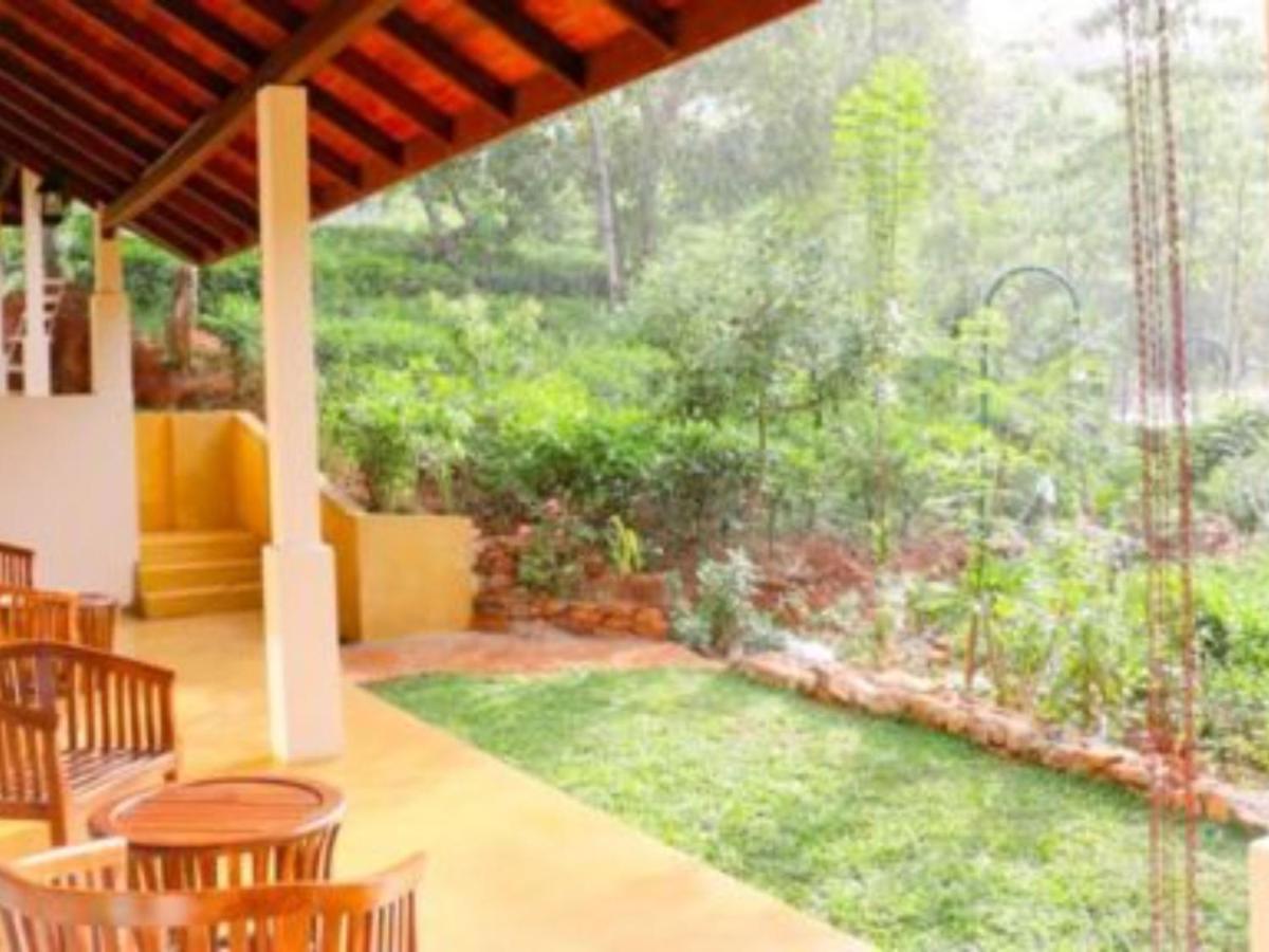 Hotel Aqua Exotica Wellness Retreat Gampola Exterior foto